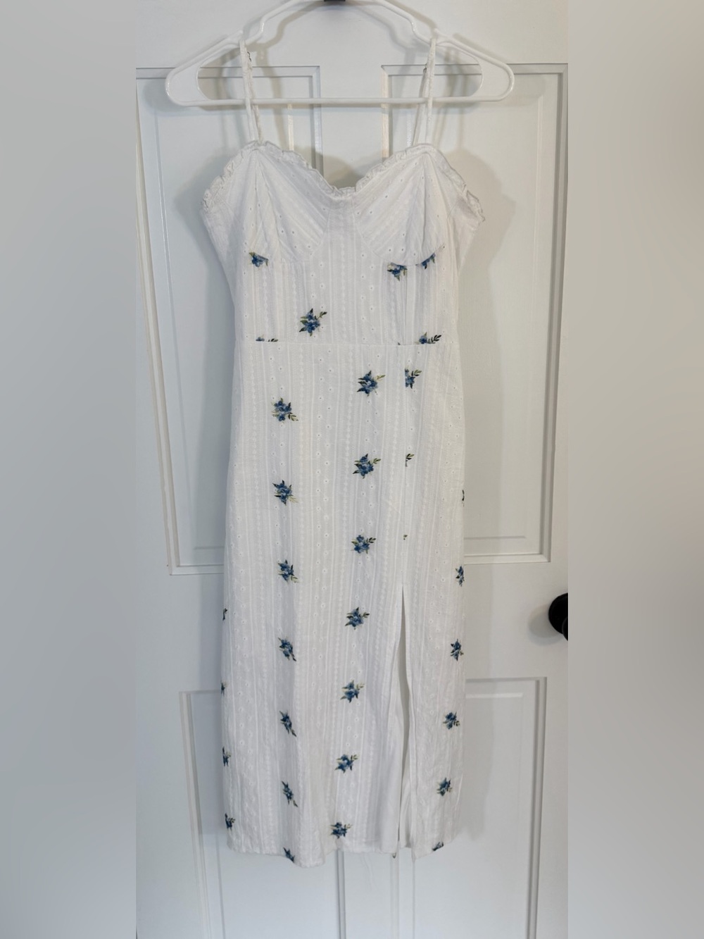 Kirious White Blue Floral Embroidered Eyelet Midi Dress Size M
